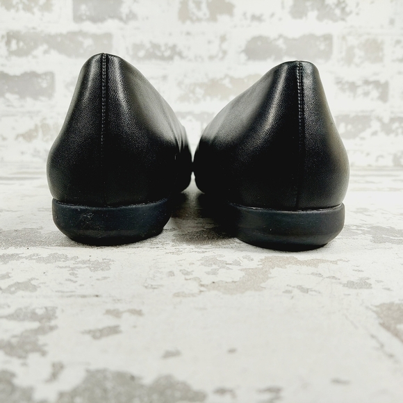 Comfortview Black Lather Patent Wide Width Cap Toe Flats W259 - Picture 6 of 11